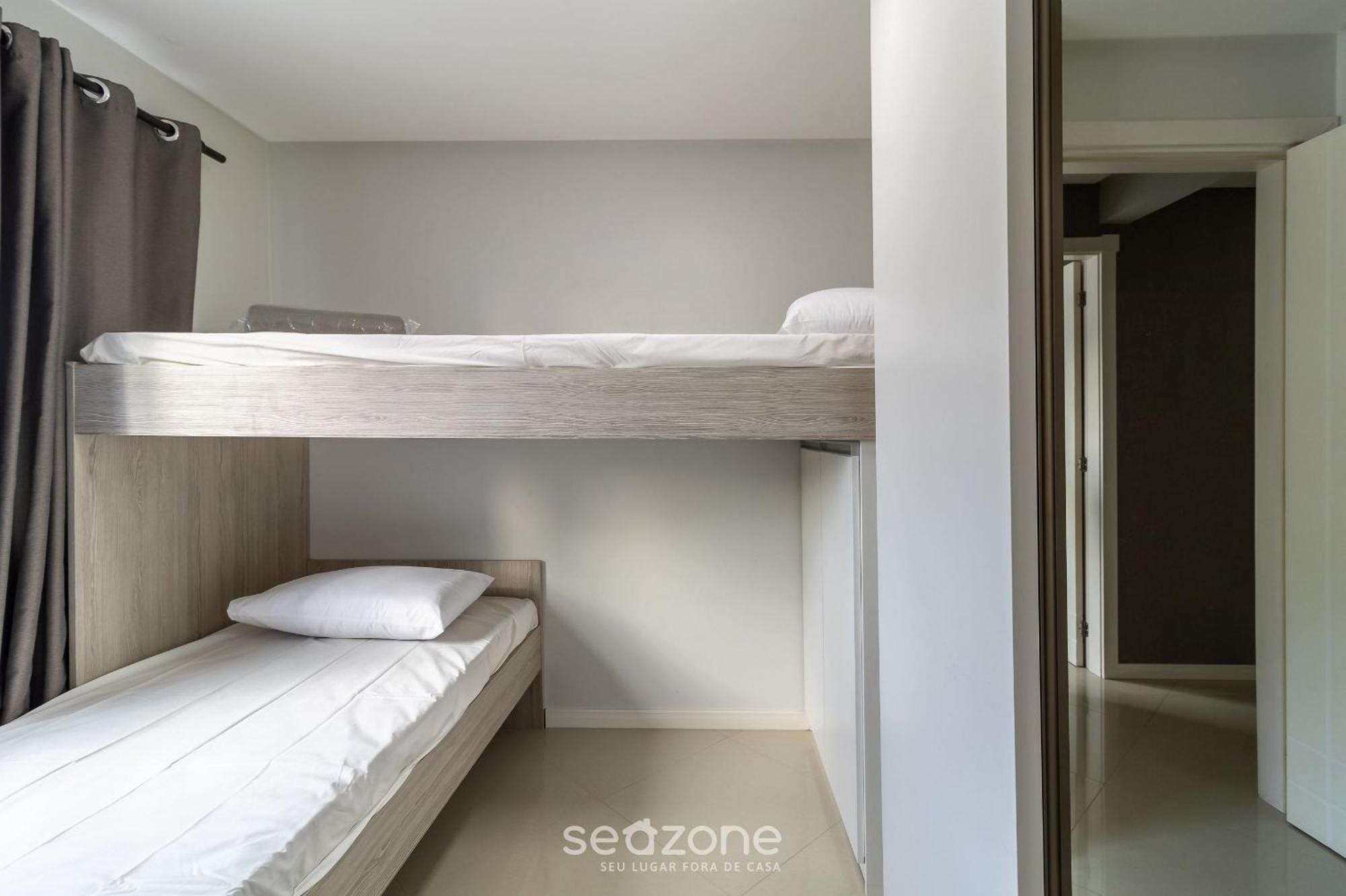 Apartamento Apto C/ Vaga Prox Praia E Restaurantes Bc Yvd1301 *