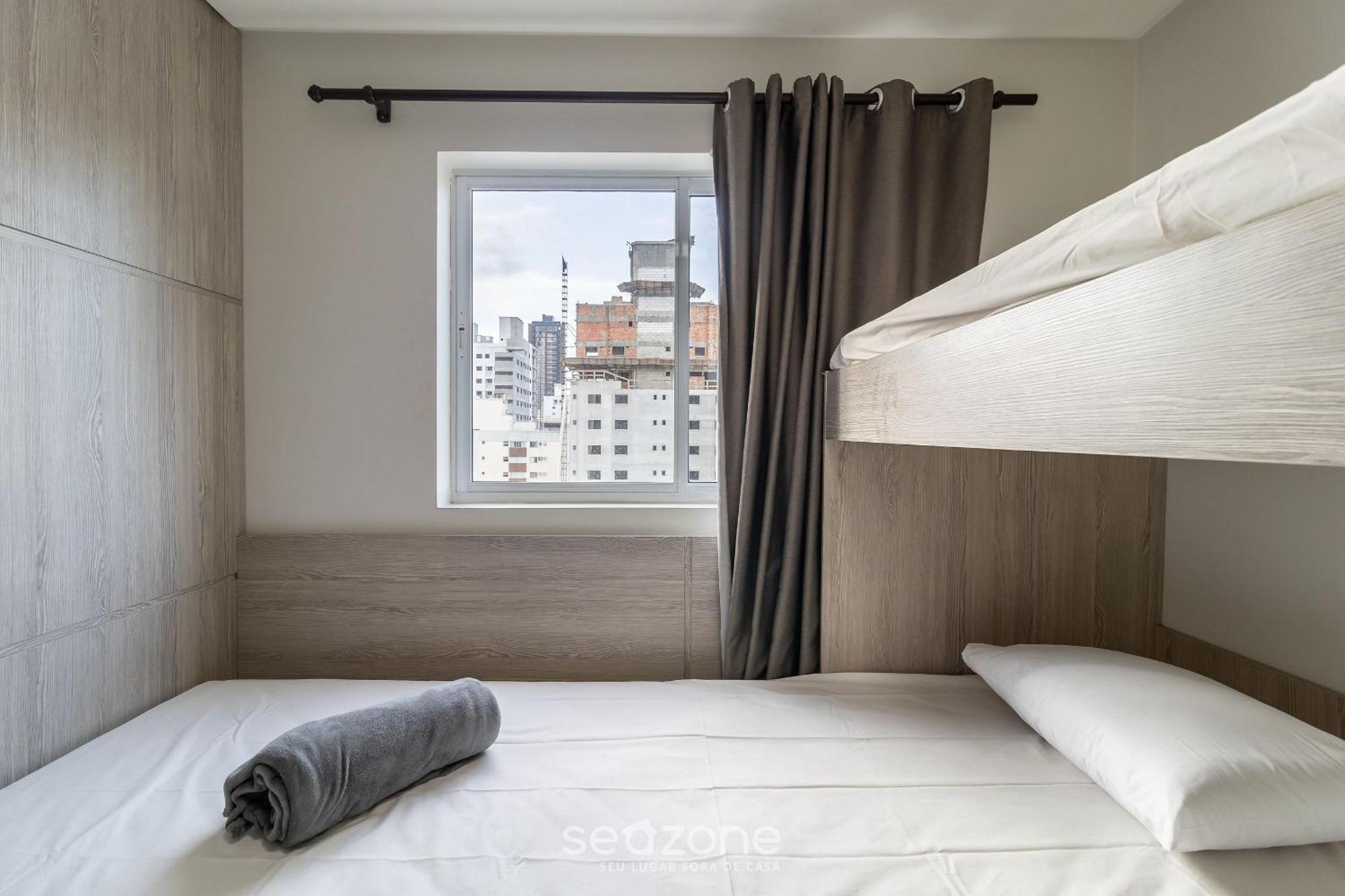 Apartamento Apto C/ Vaga Prox Praia E Restaurantes Bc Yvd1301