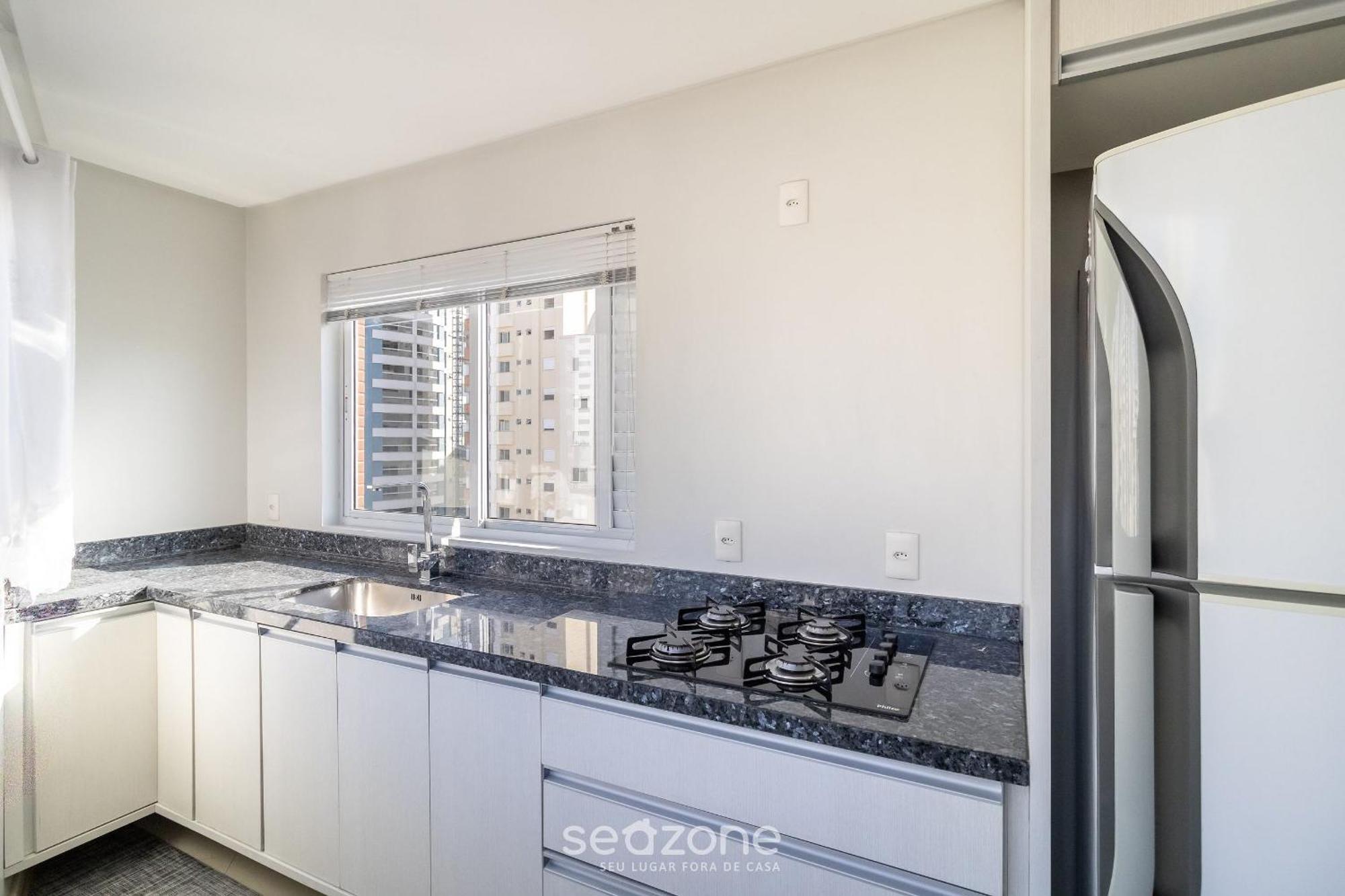 Apartamento Apto C/ Vaga Prox Praia E Restaurantes Bc Yvd1301